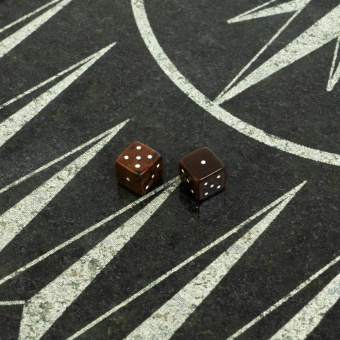 Набор кубиков из коричневого обсидиана 1 см (2 шт) 