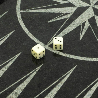 Набор кубиков из белого оникса 1 см (2 шт)