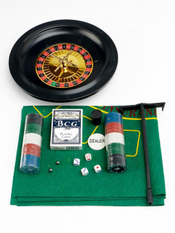 Набор для игры (рулетка, 2 колоды карт, 100 фишек)
