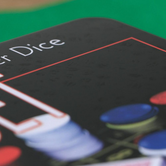 Набор для игры (рулетка, 2 колоды карт, 100 фишек)